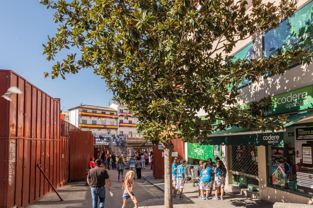 Hostal Arkanta Arganda Del Rey Kültér fotó