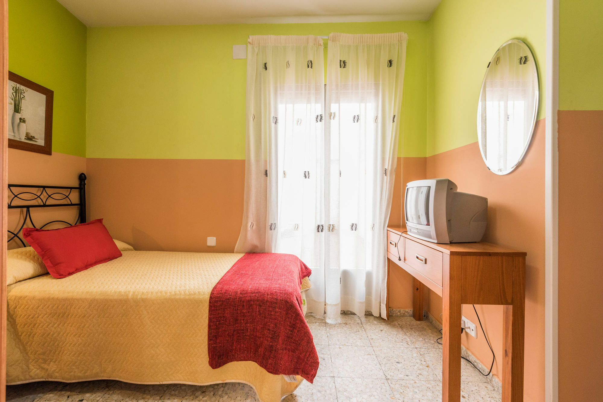 Hostal Arkanta Arganda Del Rey Kültér fotó